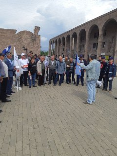 spitak1
