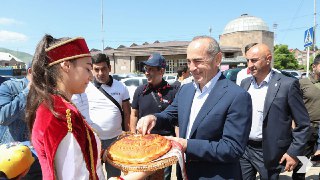 spitak4
